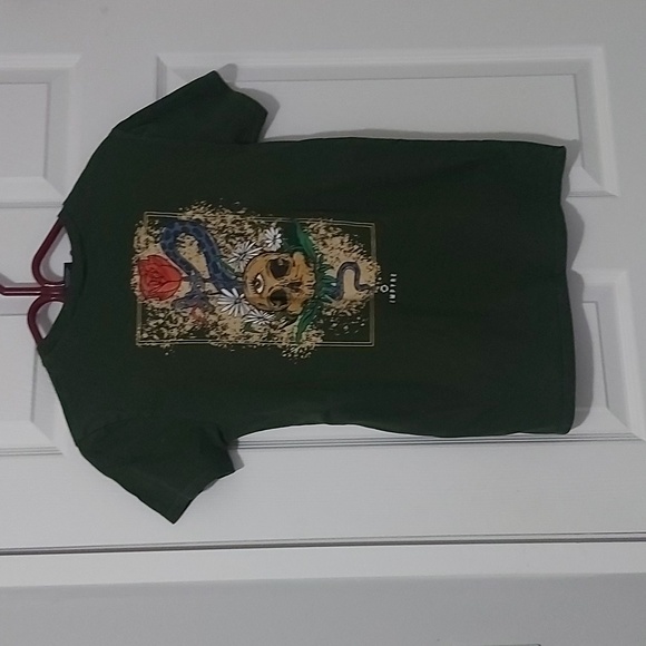 Empyre dark green graphic tshirt with logo on the back - Picture 3 of 6